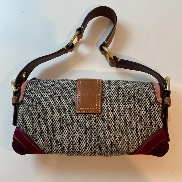 Coach Vintage Tweed Velvet and Leather Clutch - Picture 3 of 11